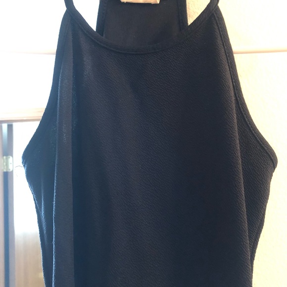 Beautiful casual dress for going out with friends, dinner parties, and more! - Picture 5 of 7